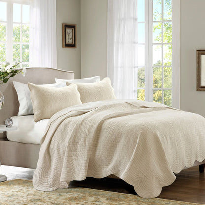 Madison Park Marino 3 Piece Reversible Scalloped Edge Quilt Set