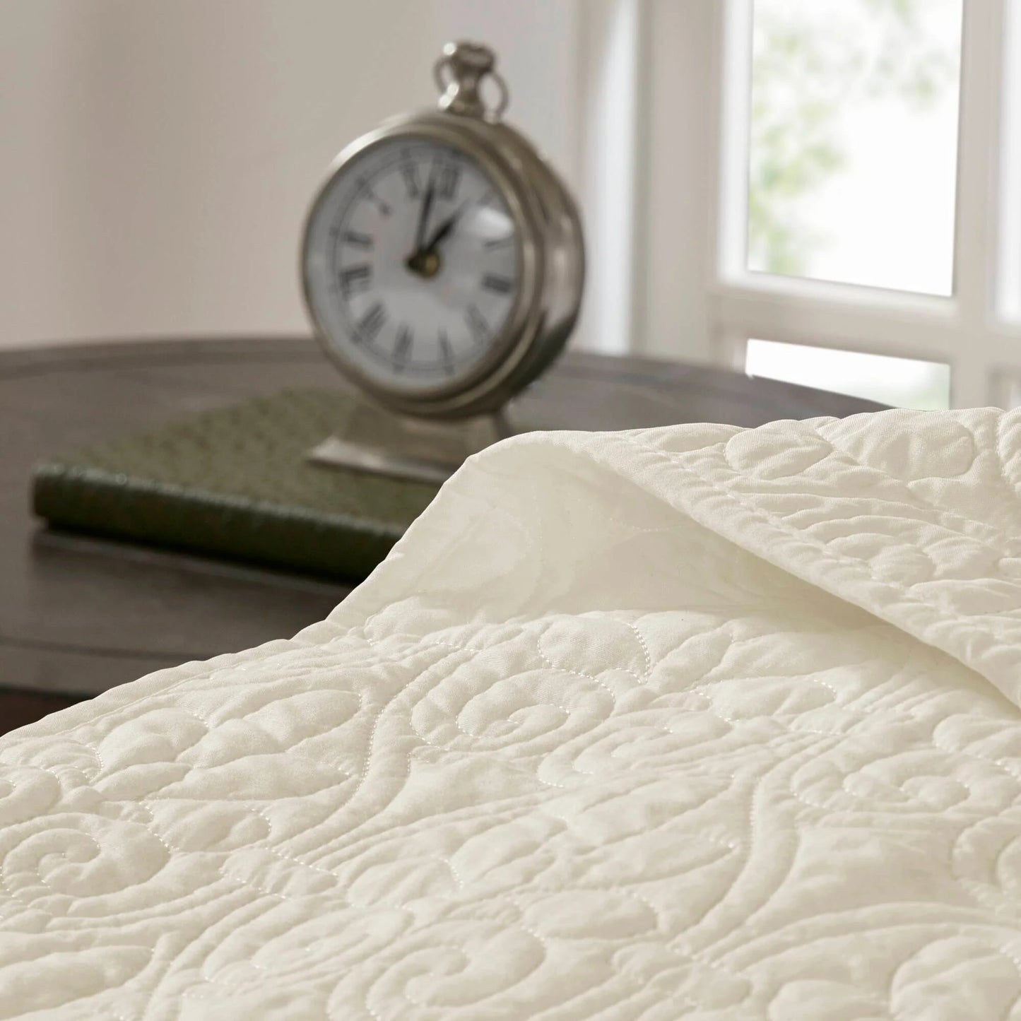 Madison Park Mansfield Reversible Quilt Set