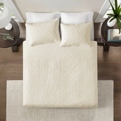 Madison Park Mansfield Reversible Quilt Set