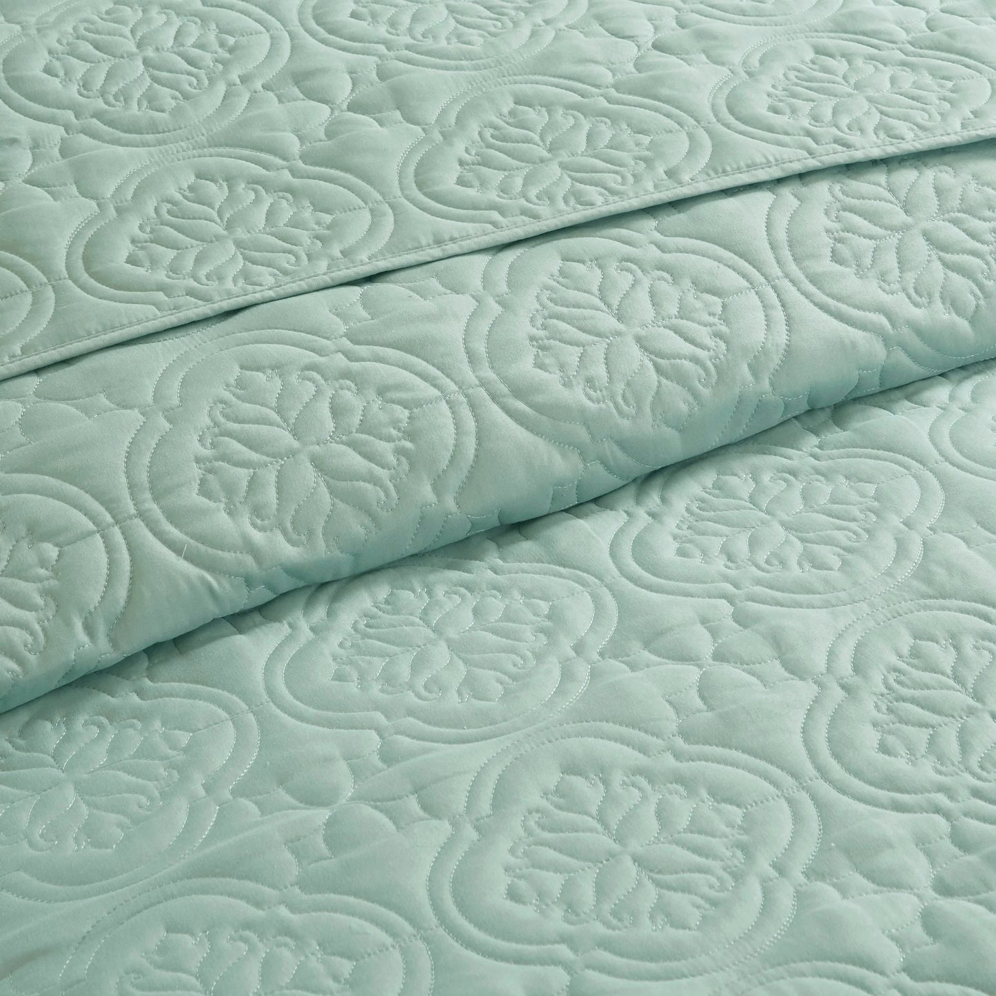 510 Design Hayley Oversized Solid Texture 3 Piece Reversible Bedspread Set
