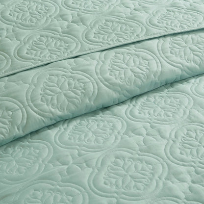 510 Design Hayley Oversized Solid Texture 3 Piece Reversible Bedspread Set