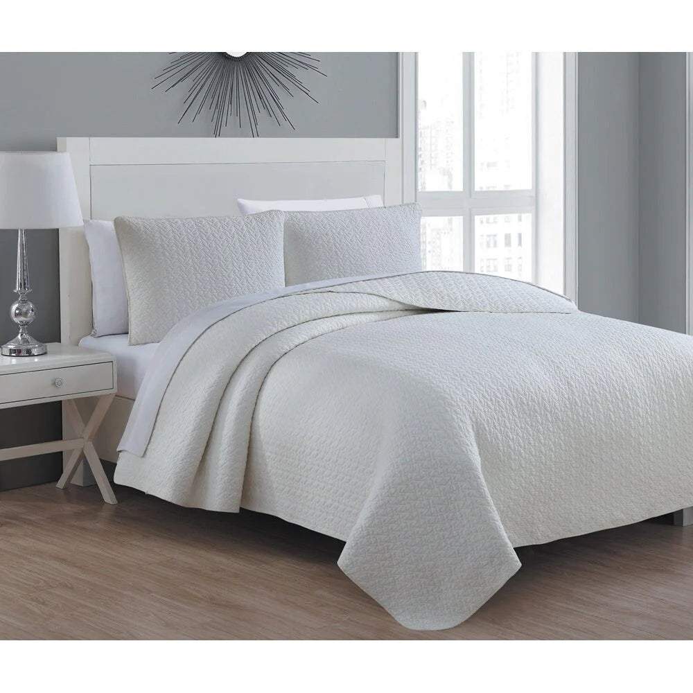 Copper Grove Avon Quilt Set