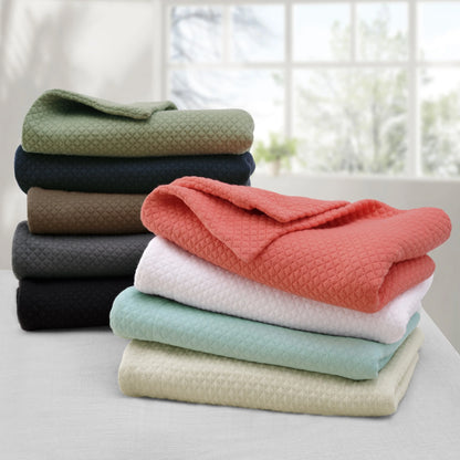 Superior Solitaire Cotton Decorative Bedspread Set
