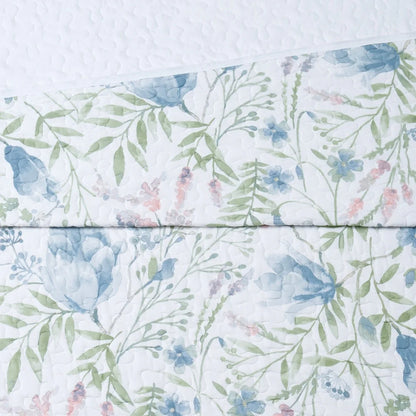 Cottage Classics Field Floral 3 Piece Quilt Set