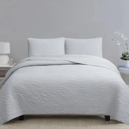 Calista Quilt Set