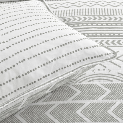 Lush Decor Hygge Geometric Pattern 3-piece Quilt Set