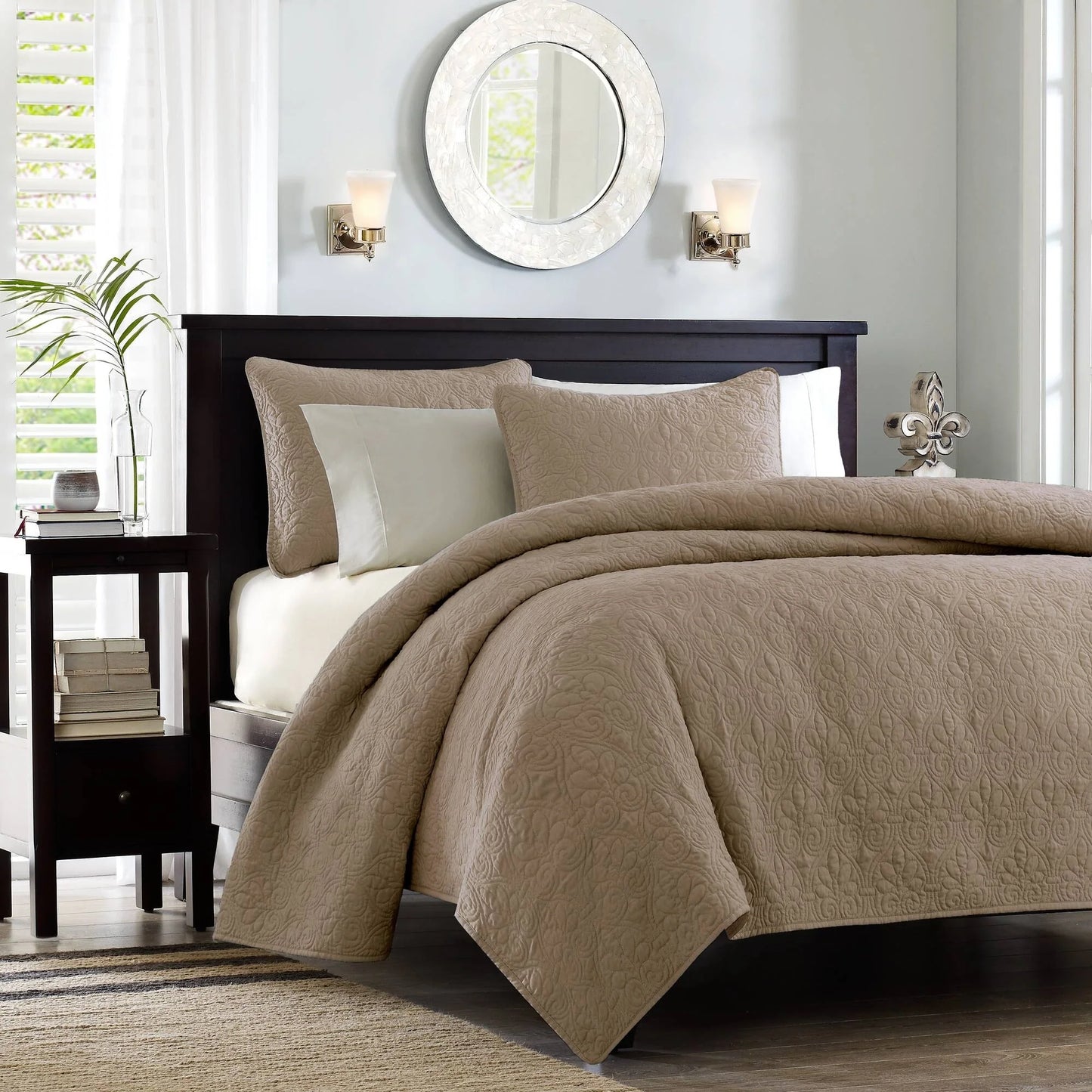 Madison Park Mansfield Reversible Quilt Set