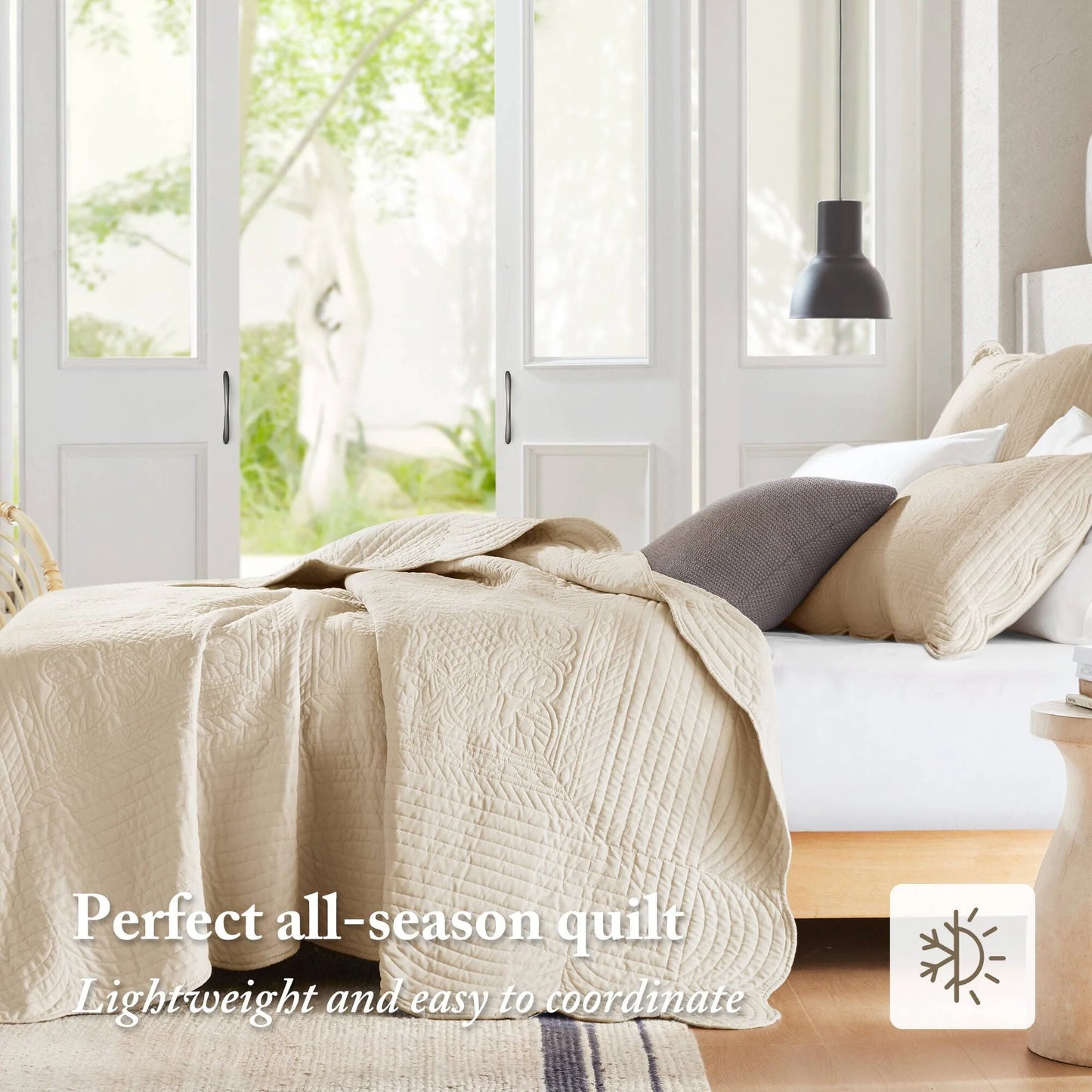 Madison Park Marino 3 Piece Reversible Scalloped Edge Quilt Set