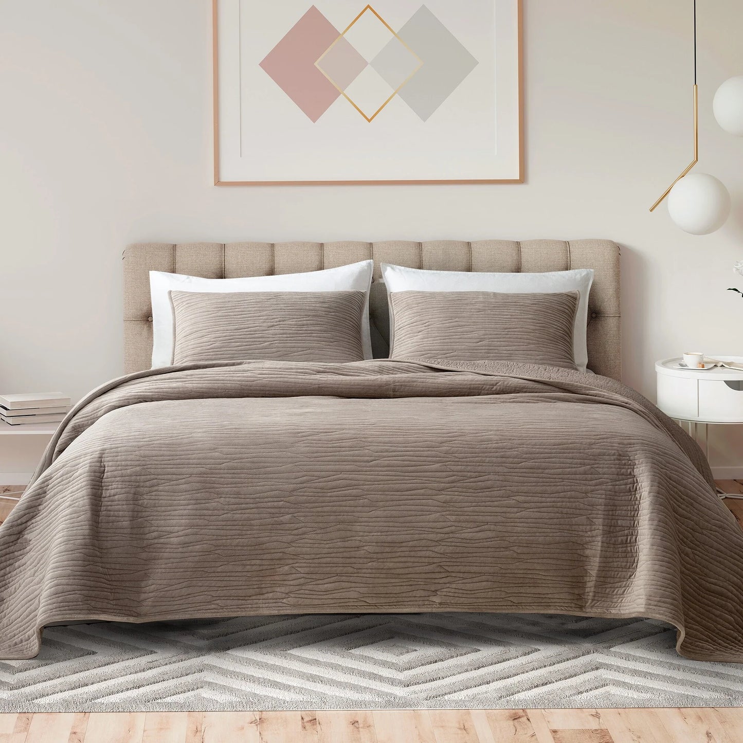 Wonderful Velvet 3 Piece Quilt Set