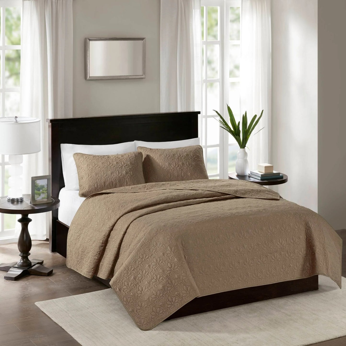 Madison Park Mansfield Reversible Quilt Set