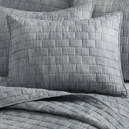 J. Queen New York Niles Quilt Set