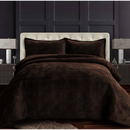 Capri Medallion Velvet Oversized Solid Quilt Set