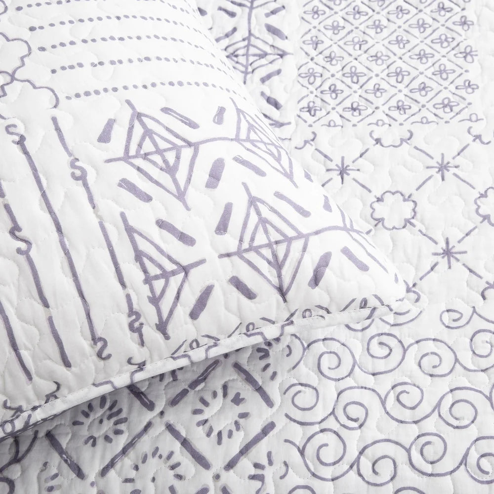 The Curated Nomad Sandia 3-piece Cotton Quilt Set