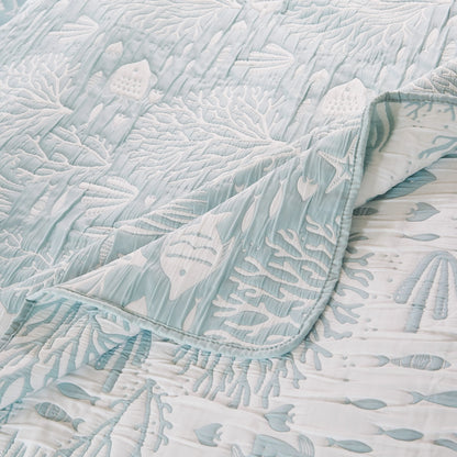 Greenland Home Coastal Paradise Jacquard Woven Reversible Matelassé Coverlet Set