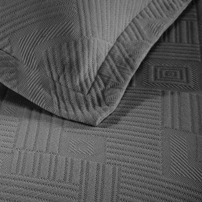 Superior Geometric Fret Cotton Decorative Bedspread Set