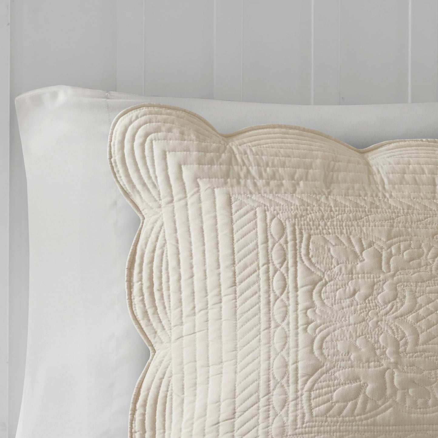 Madison Park Marino 3 Piece Reversible Scalloped Edge Quilt Set
