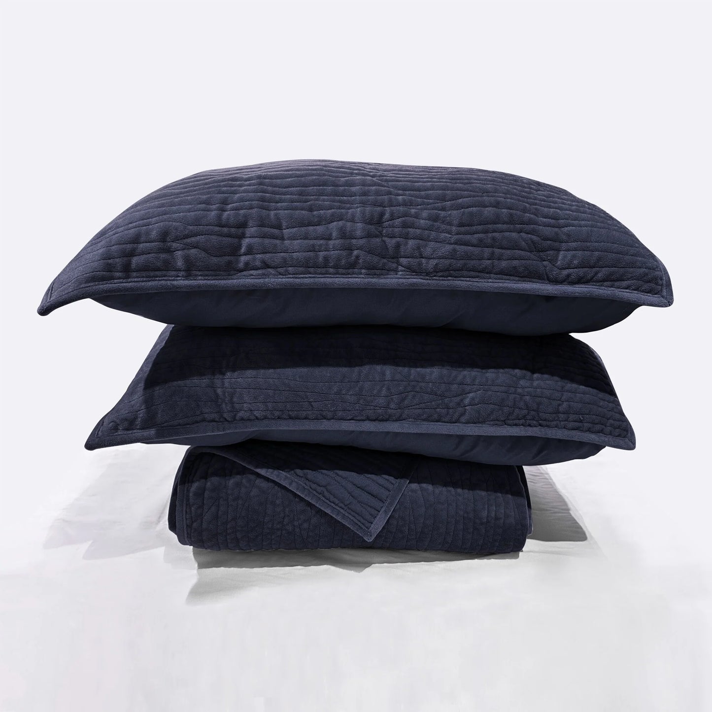 Wonderful Velvet 3 Piece Quilt Set