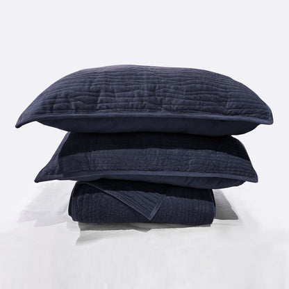 Wonderful Velvet 3 Piece Quilt Set