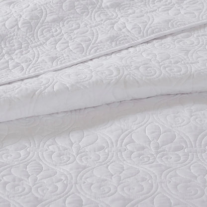 Madison Park Mansfield Reversible Quilt Set
