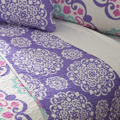 Vivian Lilac Medallion Cotton Reversible Quilt Set with Throw Pillow