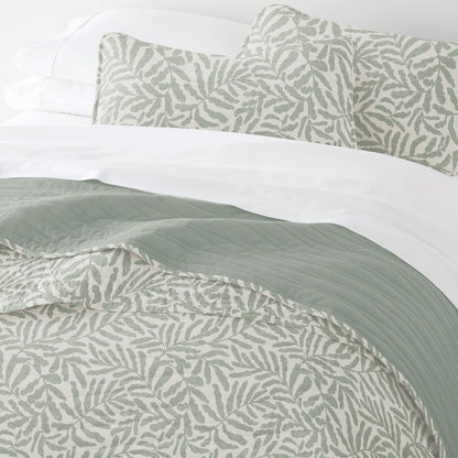 Becky Cameron All Season 3 Piece Reversible Patterned Quilt Set