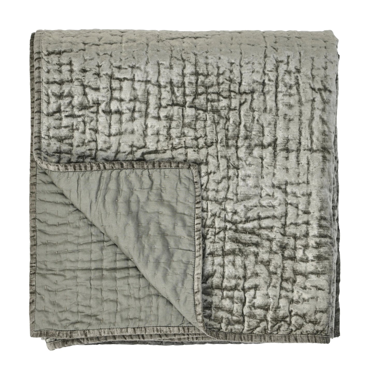 Dimitry 100% Rayon Velvet Quilt by Kosas Home