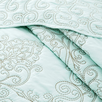 Serenta Damask Oversized 4-piece Bedspread Set