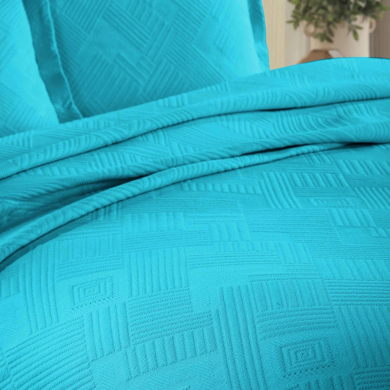Superior Geometric Fret Cotton Decorative Bedspread Set