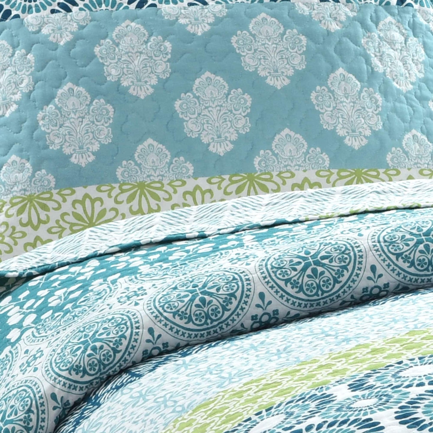 The Curated Nomad La Boheme 3-piece Striped Patterned Quilt Set