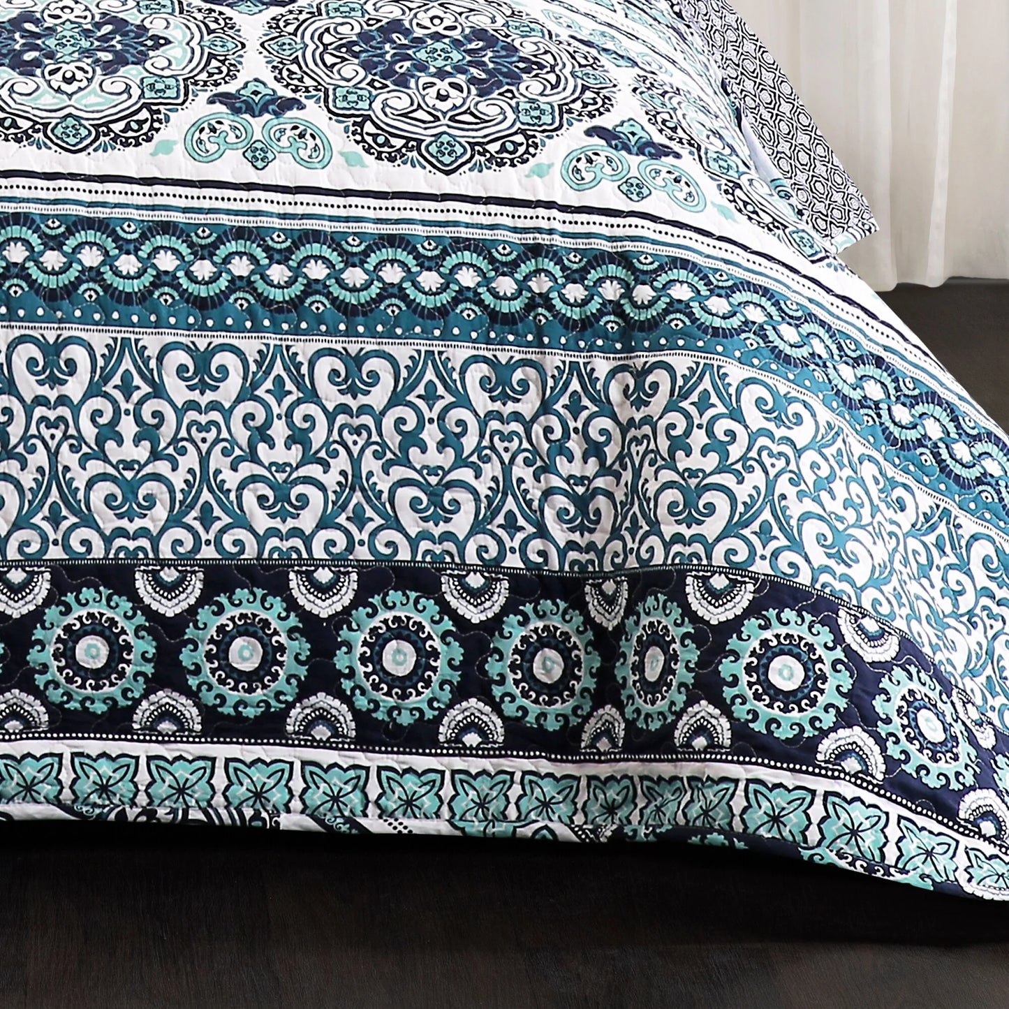 The Curated Nomad La Boheme Boho Stripe 3-piece Quilt Set