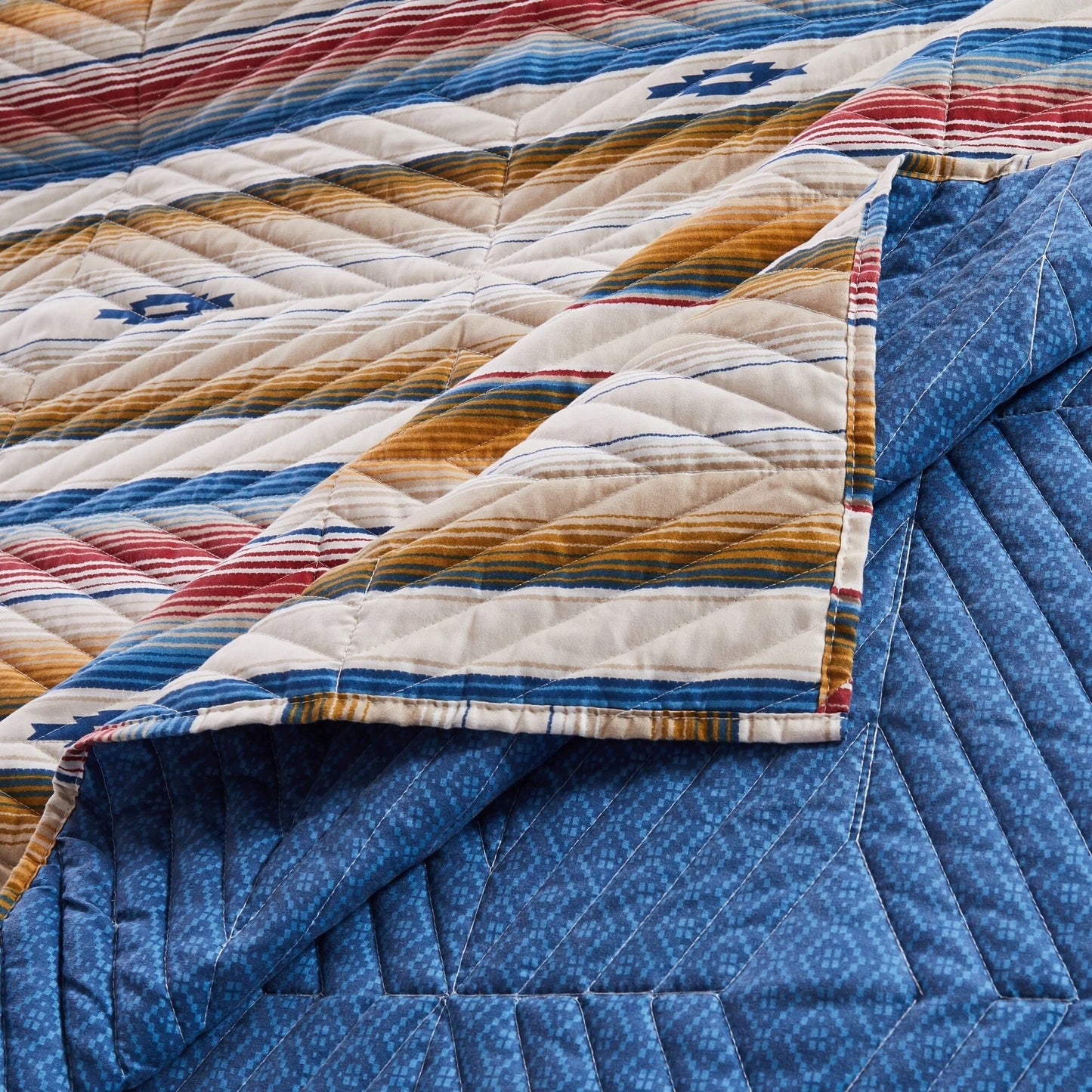 Barefoot Bungalow Painted Desert Quilt and Pillow Sham Set
