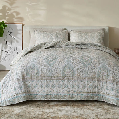 Patina Vie Maison Vintage-Inspired Floral Reversible Quilt Set with Shams