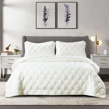Home Soft Things 3 Piece Oversized Bradly Down Alternative Quilts Set