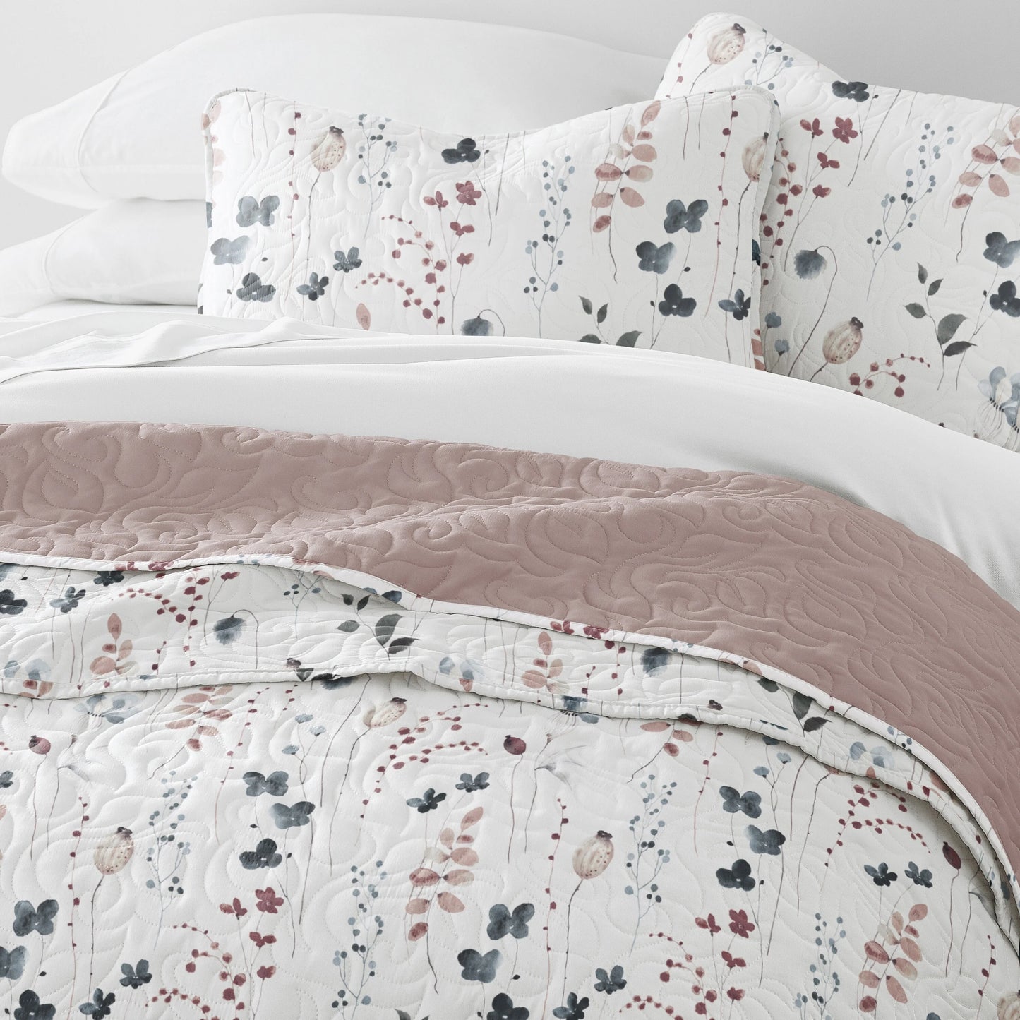 Becky Cameron All Season 3 Piece Floral Reversible Quilt Set