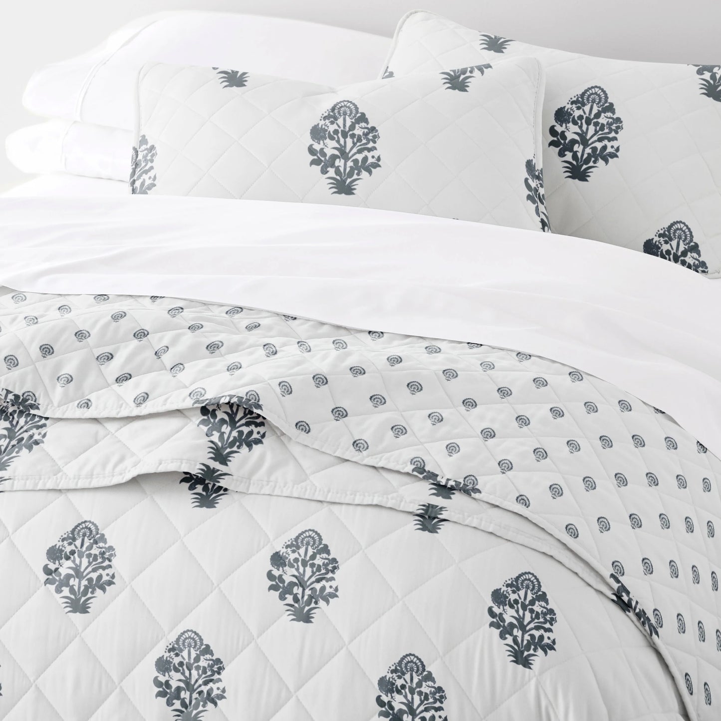 Becky Cameron All Season 3 Piece Striped Reversible Quilt Set