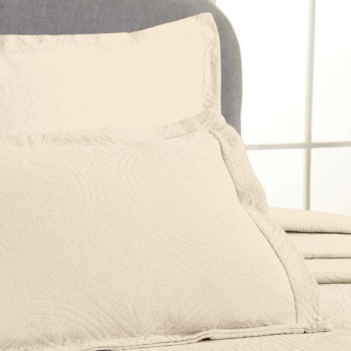 Superior Celtic Circle Cotton Decorative Bedspread Set