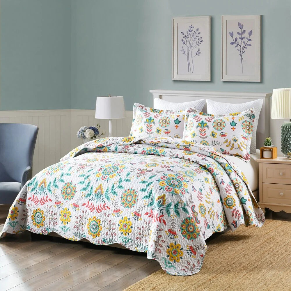 Boho Floral Lightweight Quilted Bedspread Set