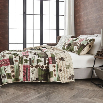 Premium Wildlife Patchwork Microfiber Quilt Set With Shams