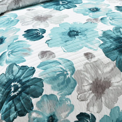 Levine Reversible Floral/ Damask 3-piece Quilt Set
