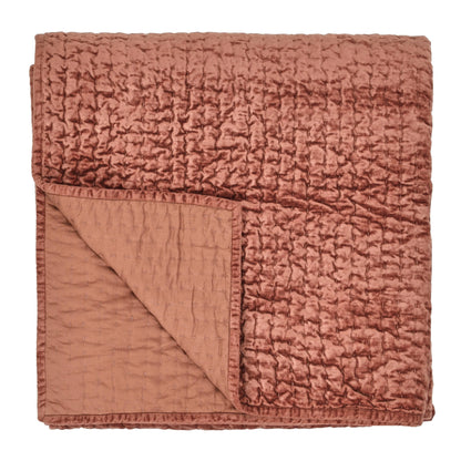 Dimitry 100% Rayon Velvet Quilt by Kosas Home