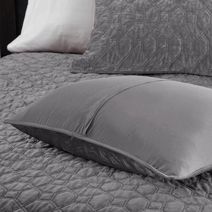 Madison Park Emery 3 Piece Velvet Quilt Set