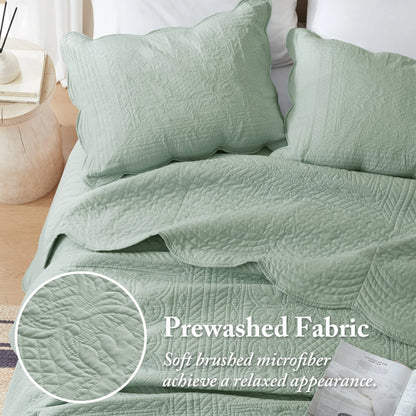 Madison Park Marino 3 Piece Reversible Scalloped Edge Quilt Set