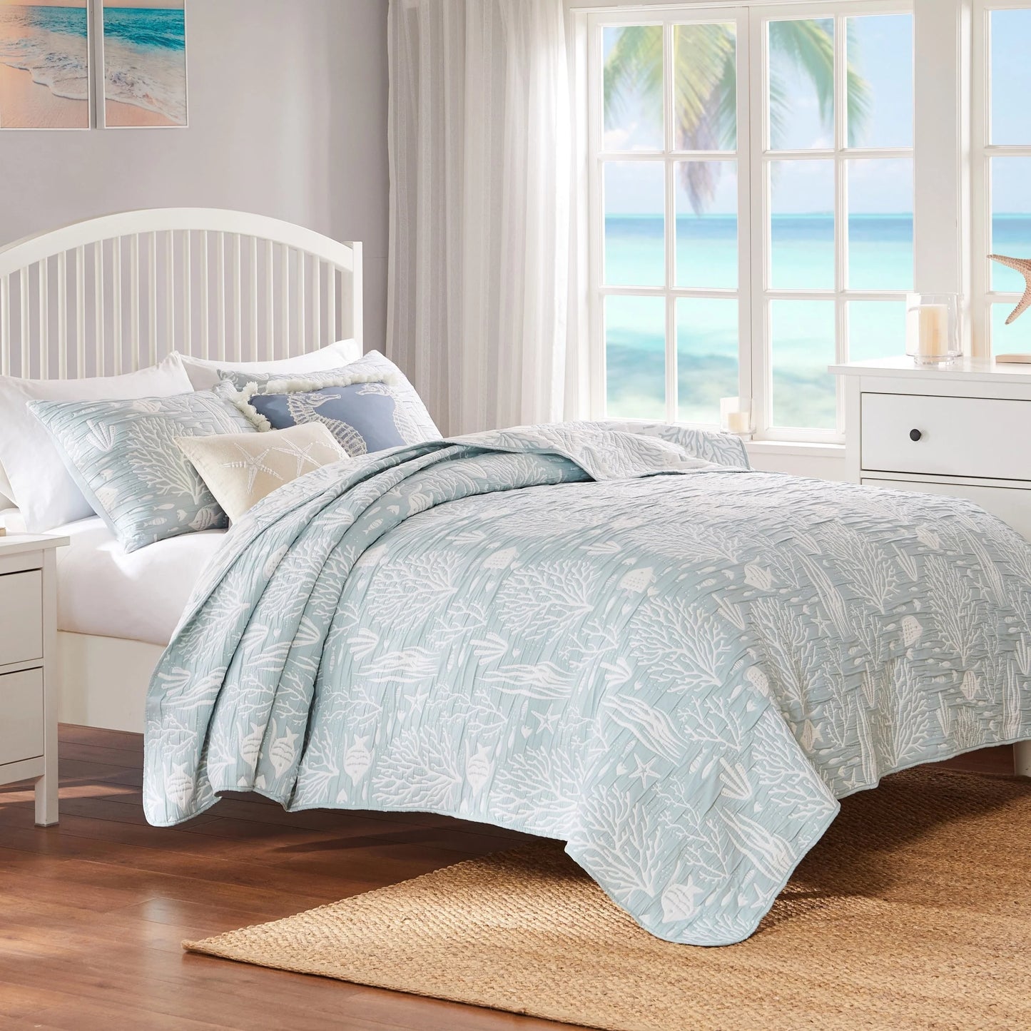 Greenland Home Coastal Paradise Jacquard Woven Reversible Matelassé Coverlet Set
