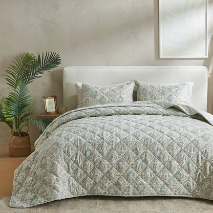Patina Vie Maison Vintage Floral Printed Quilt Set with Shams