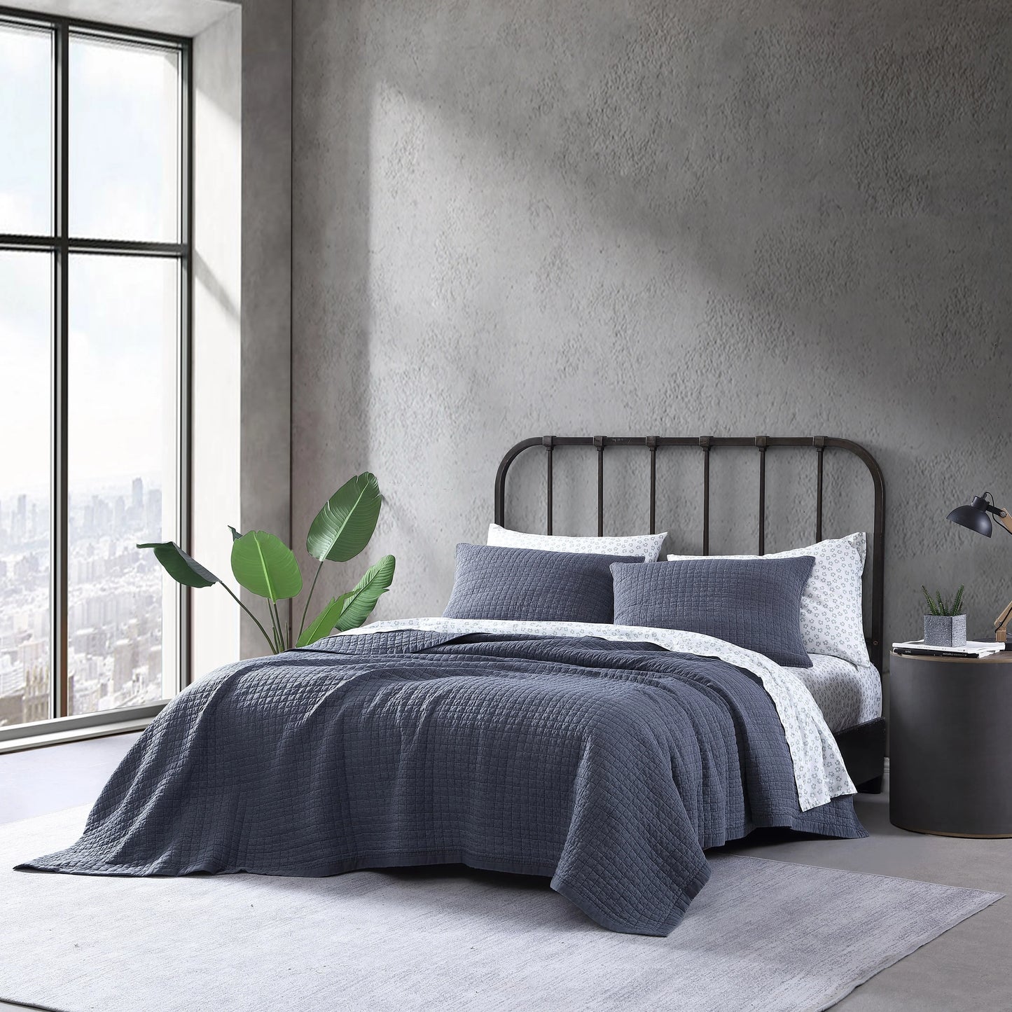 City Scene Cloud Solid Charcoal Quilt Set