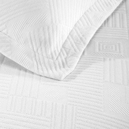 Superior Geometric Fret Cotton Decorative Bedspread Set