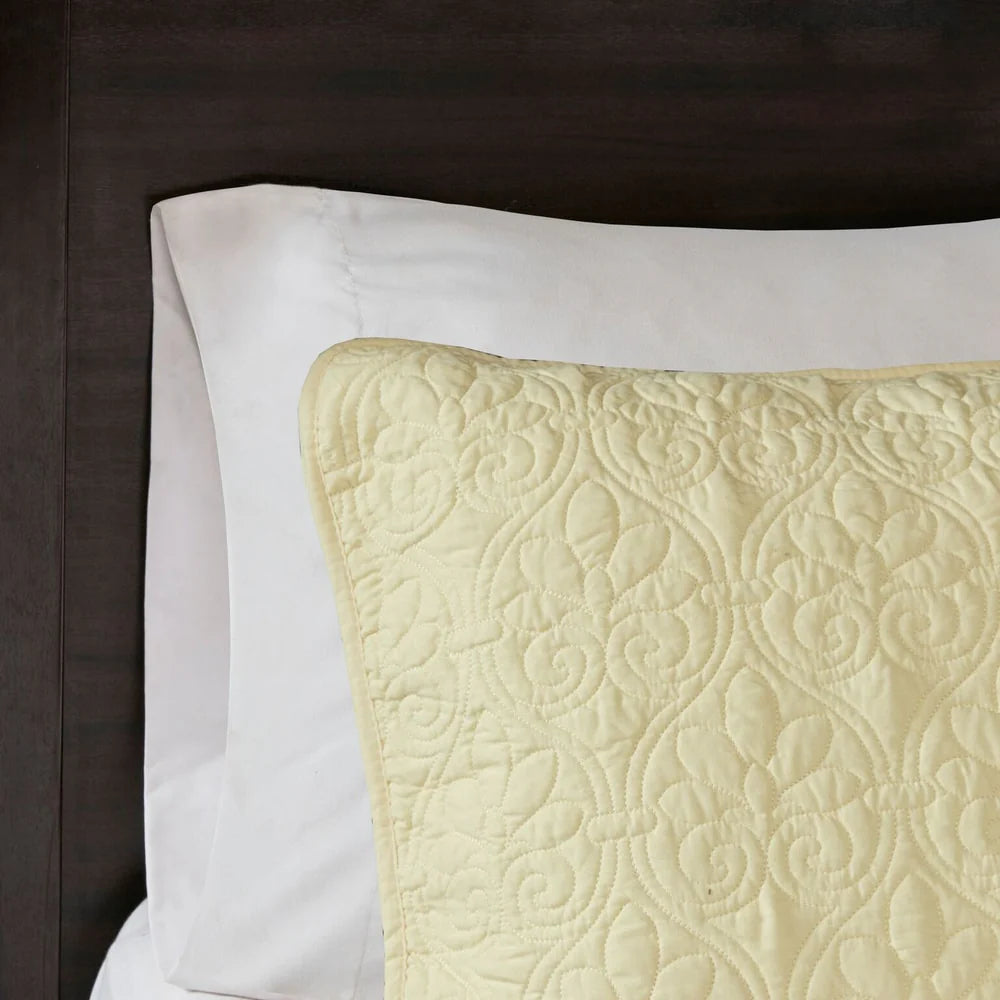 Madison Park Mansfield Reversible Quilt Set