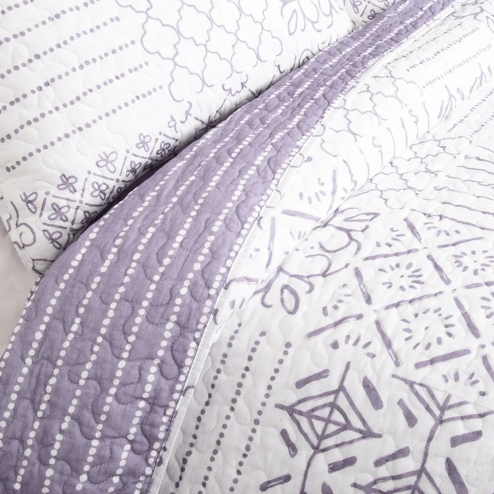 The Curated Nomad Sandia 3-piece Cotton Quilt Set
