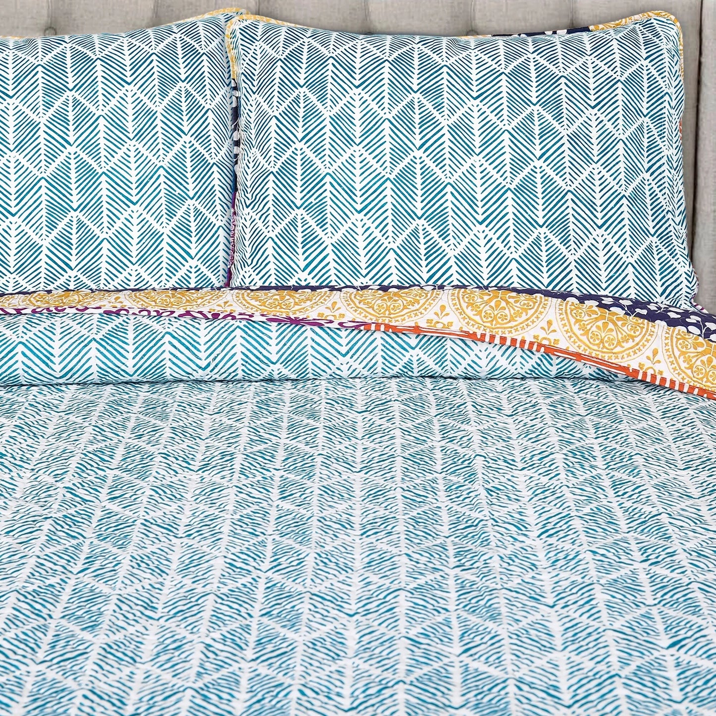 The Curated Nomad La Boheme 3-piece Striped Patterned Quilt Set