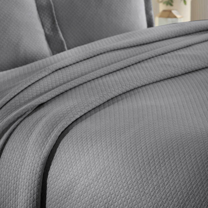 Superior Solitaire Cotton Decorative Bedspread Set
